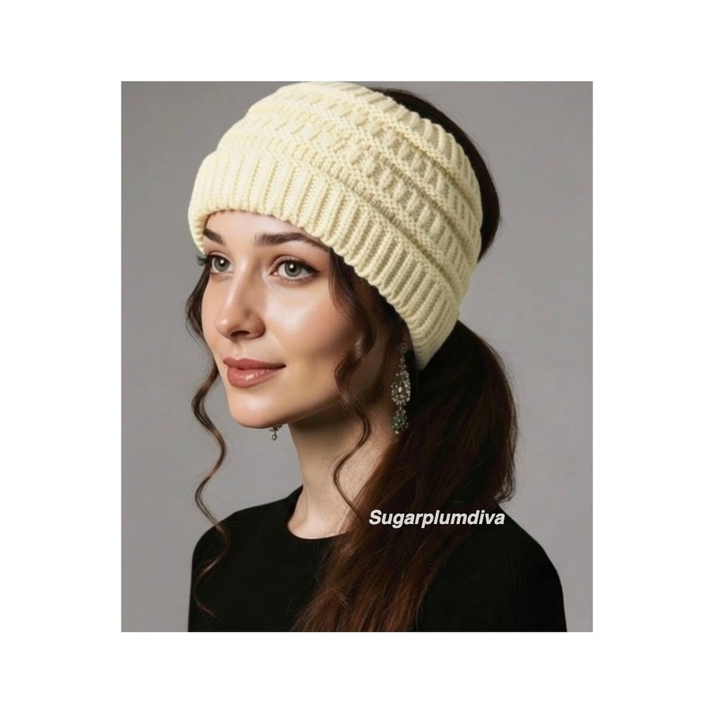 Cozy Knit Open Crown Ponytail Winter Hat Cream Messy Bun NWT